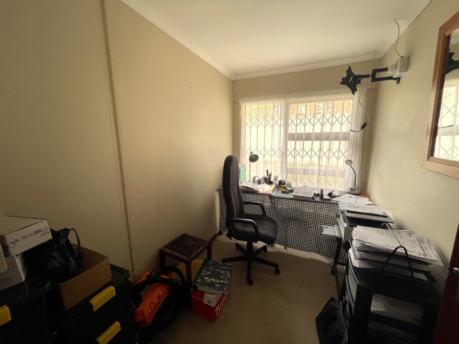 To Let 3 Bedroom Property for Rent in Vierlanden Western Cape
